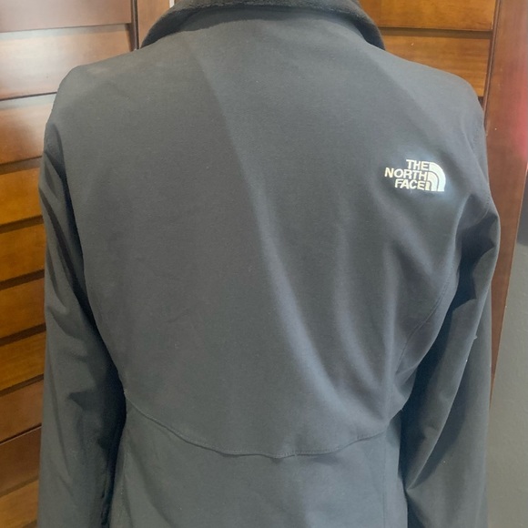 Black North Face Jacket - Picture 4 of 6